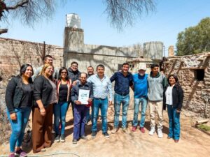 NOBLEGA ENTREGÓ VIVIENDAS SOCIALES Y MEJORAMIENTOS HABITACIONALES